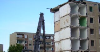 Демонтаж 5 этажного дома Карабулак, цена от 3688 руб.