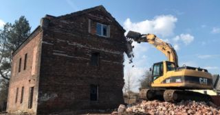 Демонтаж кирпичного дома Карабулак, цена от 2961 руб.
