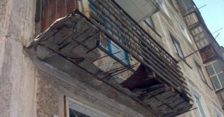 Демонтаж балкона Карабулак, цена от 2961 руб.