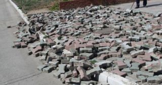 Демонтаж тротуарной плитки Карабулак, цена от 2961 руб.